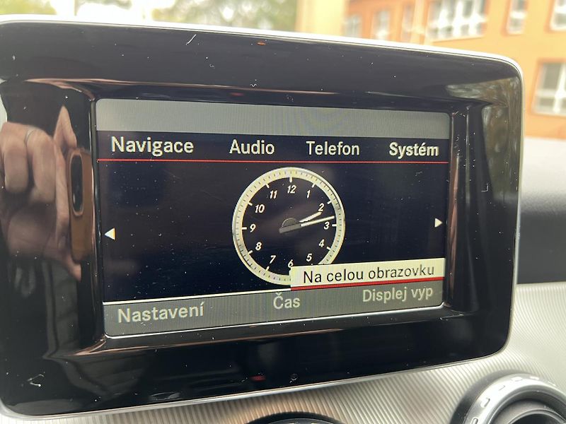 Mercedes-Benz GLA (2014) 200d 4Matic Urban-ODPOČET DPH - fotka 15 z 27