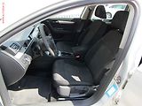 Volkswagen Passat (2011) 1.6 TDi, AC, tempo, park - náhled 9