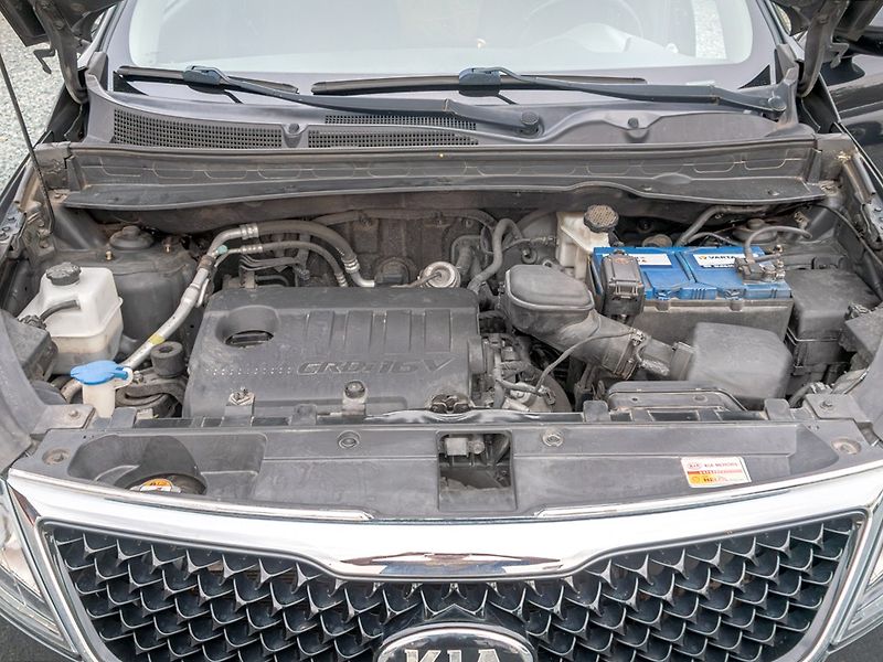 Kia Sportage (2014) ČR 1.7D 85KW – 2x KOLA - fotka 31 z 35
