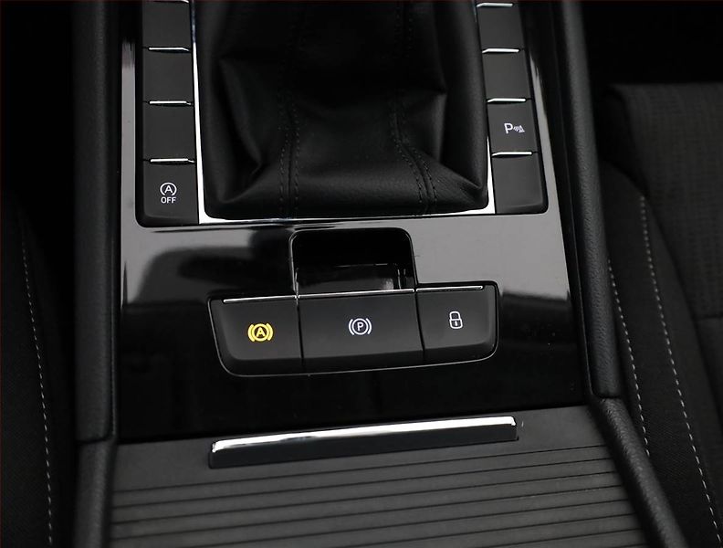 Škoda Superb (2020) 2.0 TDI - fotka 12 z 20