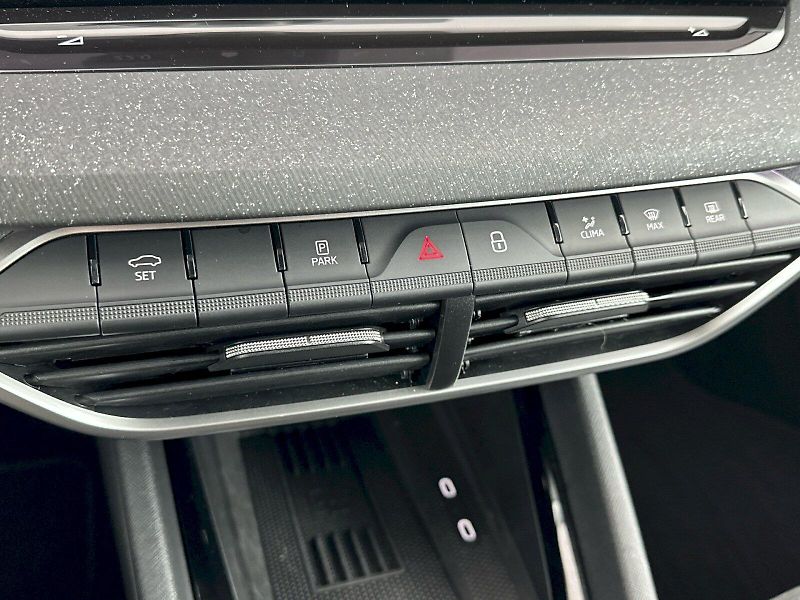 Škoda Octavia (2025) 1.5TSI 110kW Top Selection - fotka 25 z 34