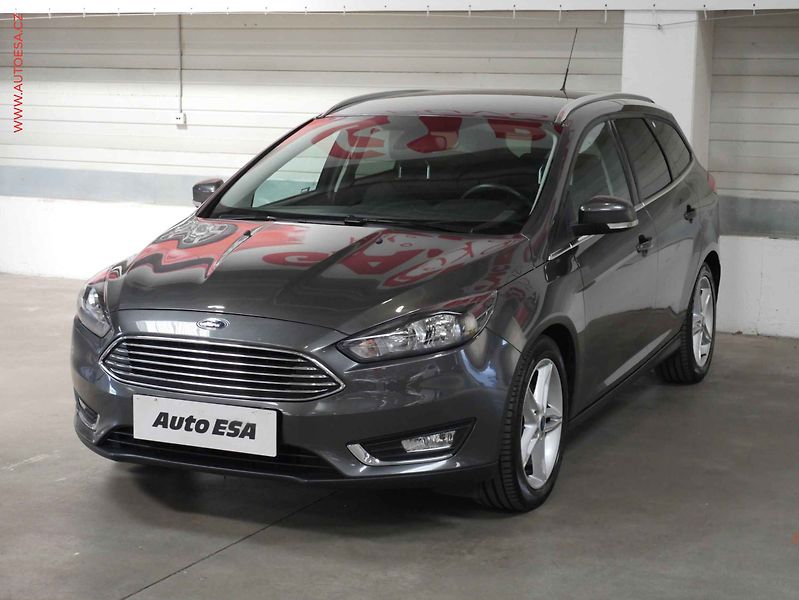 Ford Focus (2016) 1.5 EB, 1.maj,ČR, TZ - fotka 3 z 21