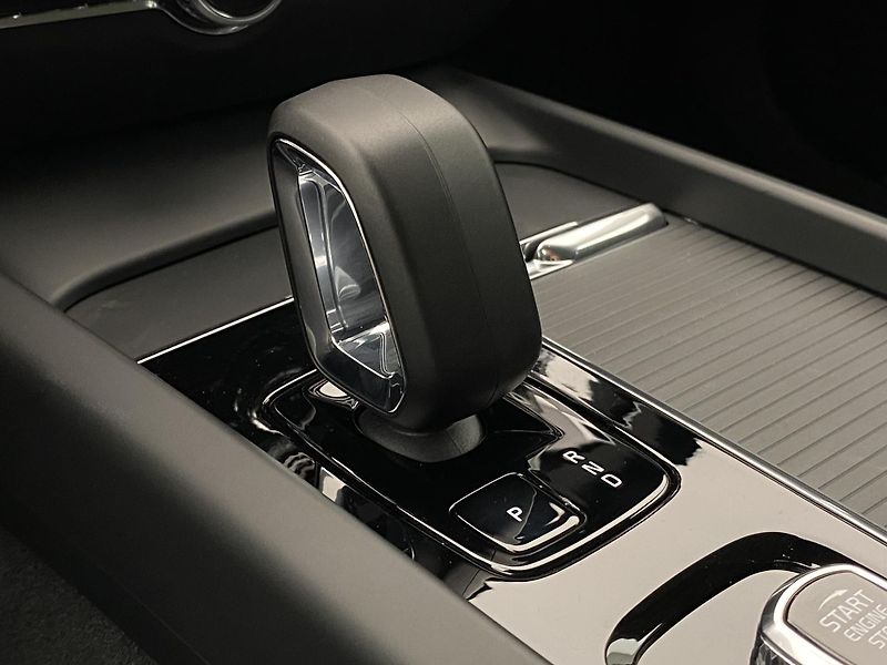 Volvo V60 (2026) B4 AUT CORE - fotka 34 z 56