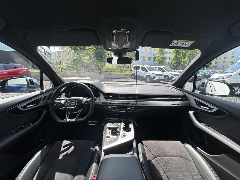 Audi SQ7 (2018) 4.0 biTDI V8 320 kW tiptronic - fotka 36 z 62