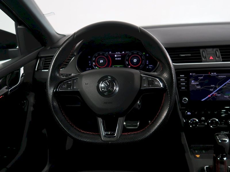 Škoda Octavia (2019) RS CHALLENGE 2.0TDI 135KW DSG - fotka 20 z 46