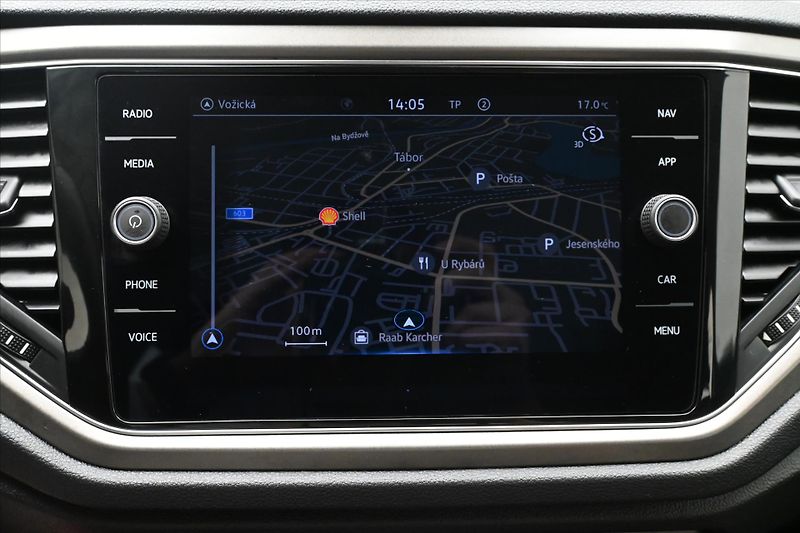 Volkswagen T-Roc 1,5 TSI 110 kW DSG Navi Záruka - fotka 20 z 30