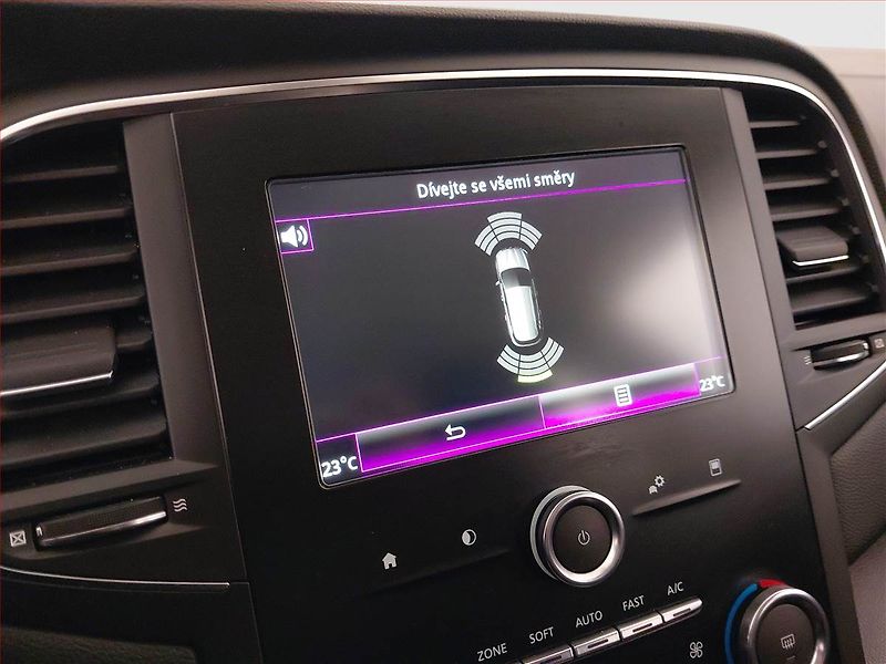 Renault Mégane (2019) Limited 1.3 TCe, Serv.kniha - fotka 18 z 21