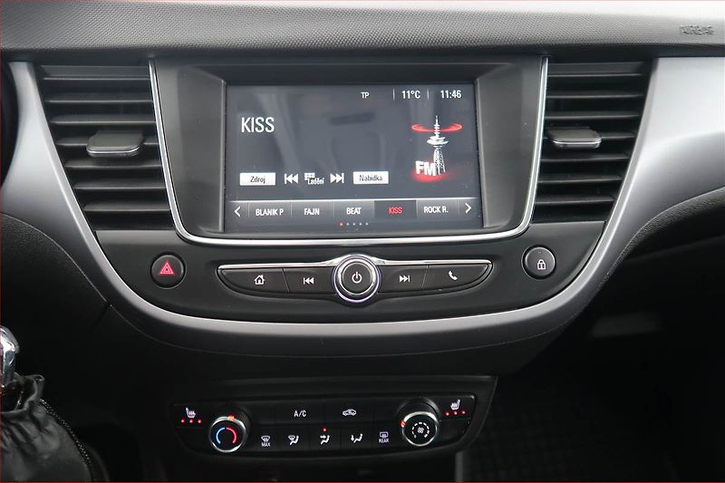 Opel Crossland X (2024) 1.2 Turbo, ČR,1.maj - fotka 12 z 17