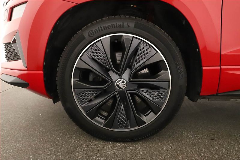 Škoda Karoq (2023) Sportline 1.5 TSI - fotka 20 z 20