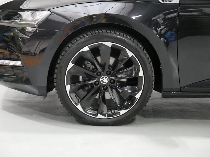 Škoda Superb - fotka 24 z 24