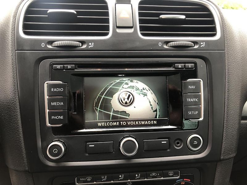Volkswagen Golf Variant (2011) 2,0TDi STYLE nez. rezervace - fotka 57 z 68