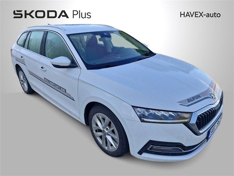 Škoda Octavia (2023) Combi 1.5 TSI M-HEV DSG Style - fotka 3 z 5