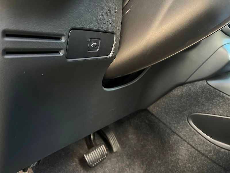 Volvo XC40 B4 Core DCT - fotka 12 z 18