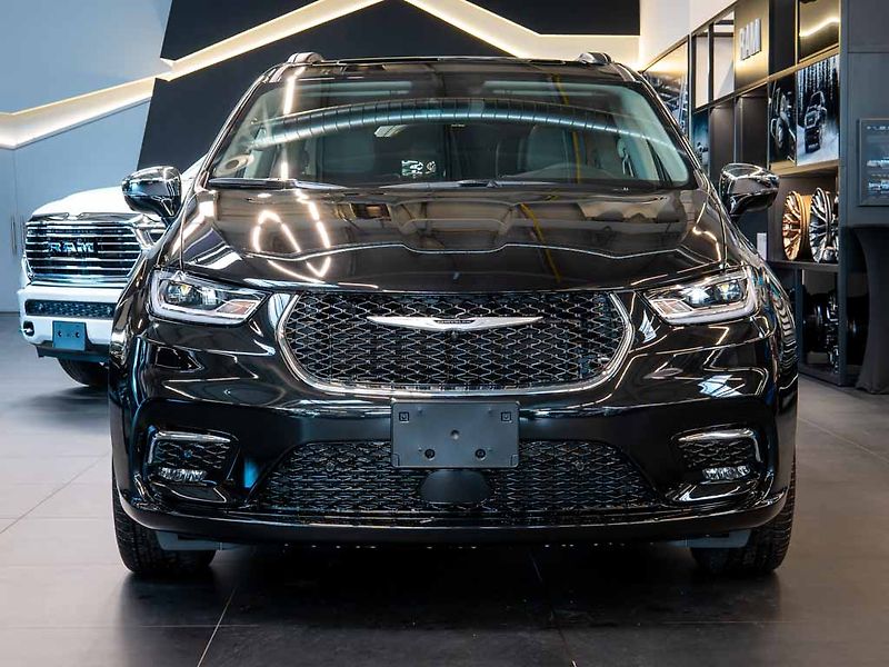 Chrysler Pacifica (2022) 3.6 Limited AWD, 360 Cam, ACC - fotka 12 z 44