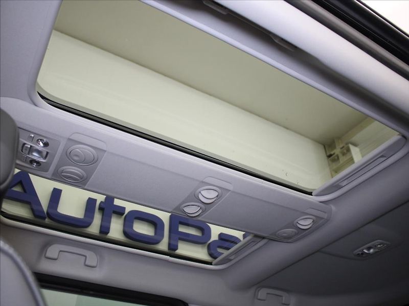 Opel Zafira 2,0 CDTi 130kW Elegance 2+2+2 - fotka 24 z 25