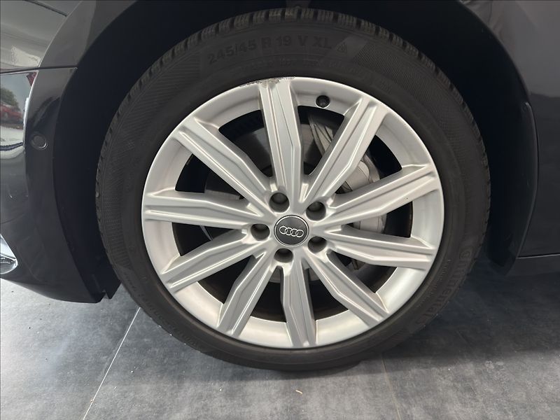 Audi A6 3,0   45TDI QUATTRO B&O 360 - fotka 27 z 30