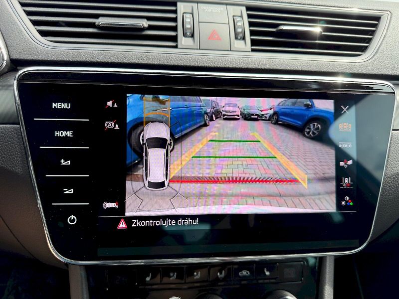 Škoda Superb (2024) Combi 2.0TSI 140kW DSG SportLi - fotka 19 z 35
