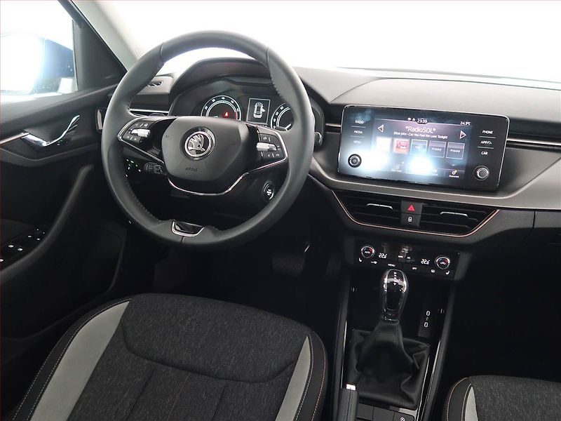 Škoda Kamiq (2023) Style 1.0 TSI - fotka 7 z 16