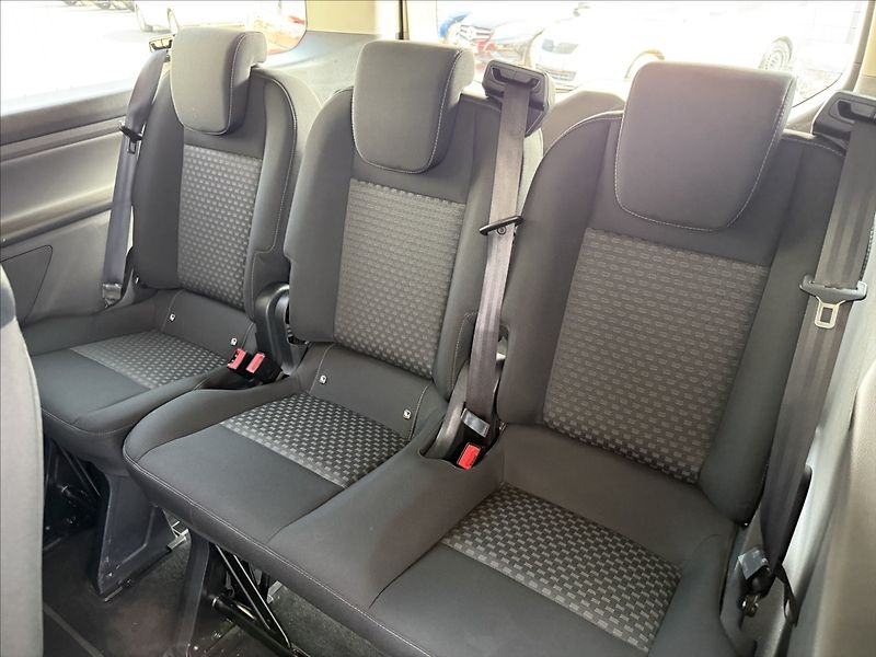 Ford Tourneo Custom 2,0 Long,96kW,po servisu - fotka 10 z 30