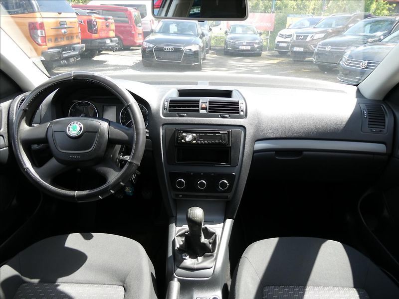 Škoda Octavia 1,2 TSi 77kW motor 110tKm,2xko - fotka 24 z 42