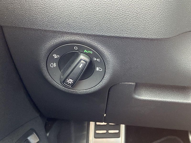 Škoda Karoq (2024) 2.0 TDI 4x4 DSG SportLine - fotka 26 z 36