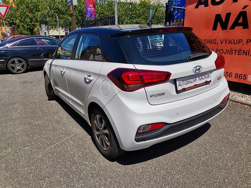 Hyundai i20 (2019) 1.2i 62kw AC Winter PDC - fotka 3 z 25
