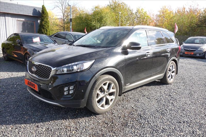 Kia Sorento 2,2 CRDi 147KW,ČR,AWD,7 MÍST. - fotka 2 z 5