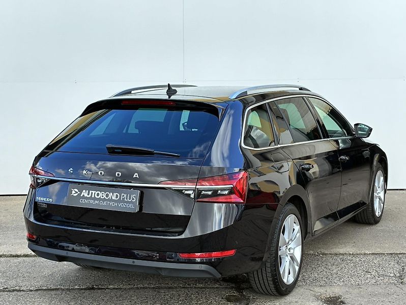 Škoda Superb 1.5 TSI DSG / 110 kW Style Plu - fotka 2 z 28