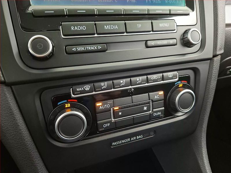 Volkswagen Golf (2013) 1.2 TSI, Tempomat - fotka 14 z 16
