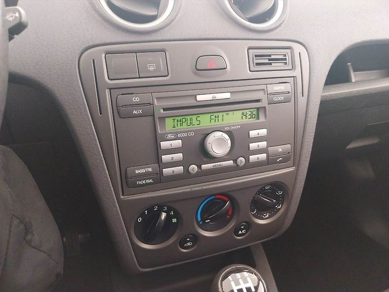 Ford Fusion (2011) 1.4, ČR,1.maj, Serv.kniha - fotka 12 z 18