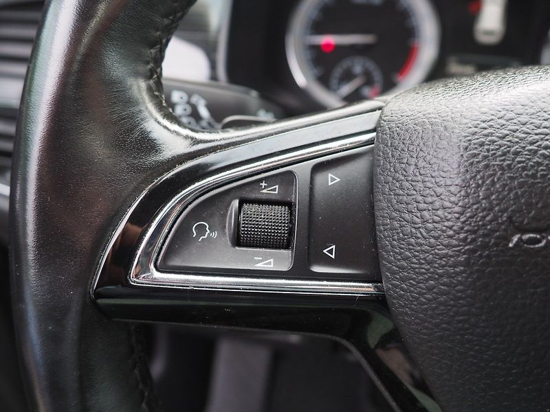 Škoda Kodiaq (2019) 2.0 TDI 140 kW DSG Style 4x4 - fotka 25 z 37