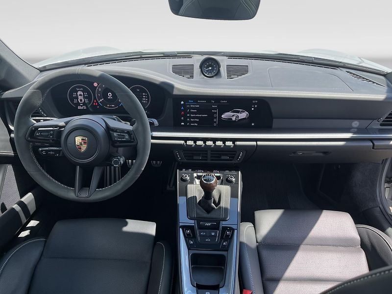 Porsche 911 Carrera T - fotka 20 z 26