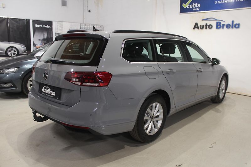 Volkswagen Passat (2024) 2.0TDI DSG Nez.Topení 2024 - fotka 13 z 40