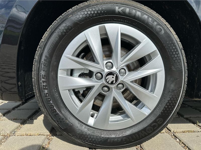 Škoda Fabia (2025) 1,0 TSI 85 kW 7-stup. automat. - fotka 15 z 22