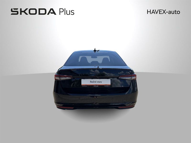 Škoda Superb (2025) 2.0 TSI 4x4 DSG Sportline - fotka 36 z 36