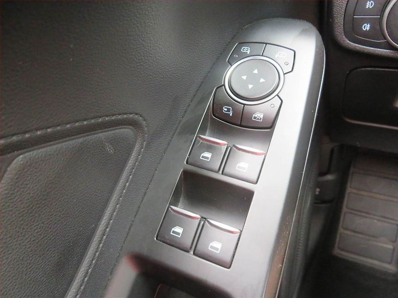 Ford Focus (2019) Active 2.0 EcoBlue, Automat - fotka 18 z 18