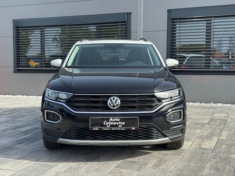 Volkswagen T-Roc (2019) IQ. DRIVE 1,5 TSI 110 KW - fotka 3 z 36