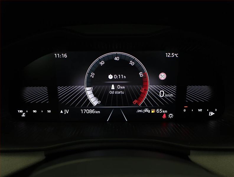 Škoda Scala (2025) 1.0 TSI, Top Selection - fotka 9 z 20
