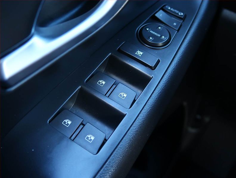 Hyundai i30 (2019) Style 1.4 T-GDI, Serv.kniha - fotka 17 z 19