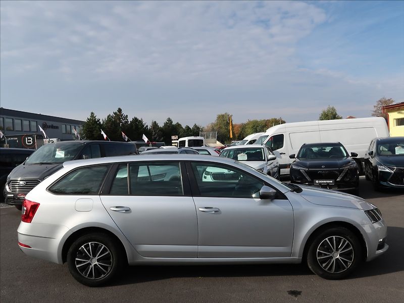 Škoda Octavia 1,6 TDi,85kW,NovéČR,klima - fotka 5 z 21
