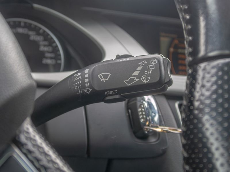 Audi A4 (2008) 2.0TDI 105KW Sline – ROZVODY - fotka 22 z 45