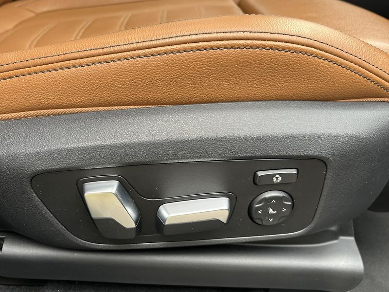 BMW X3 (2018) 30D xDRIVE LUXURY LINE - fotka 37 z 46