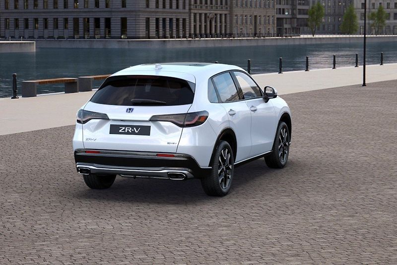 Honda ZR-V (2026) 2.0e:HEV 135kW ADVANCE SKLADEM - fotka 3 z 24