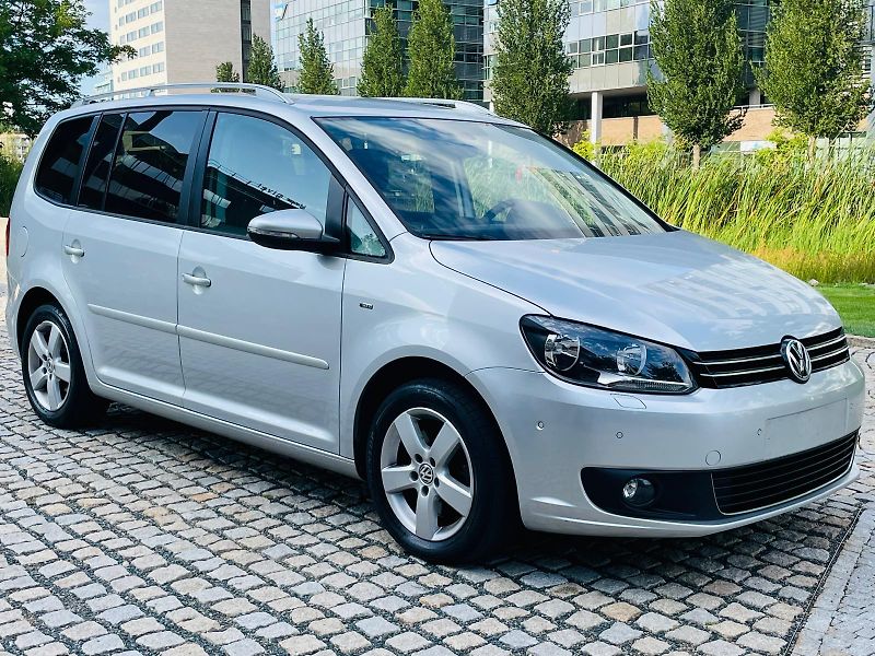 Volkswagen Touran 2.0TD MANUÁL 1MAJITEL SERVISKA - fotka 10 z 49