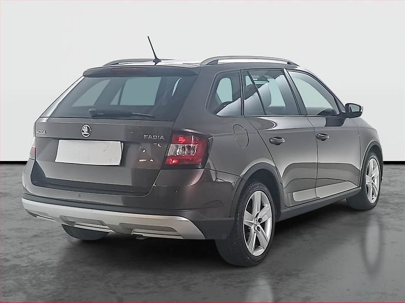 Škoda Fabia (2016) Style 1.2 TSI, Tempomat - fotka 5 z 16
