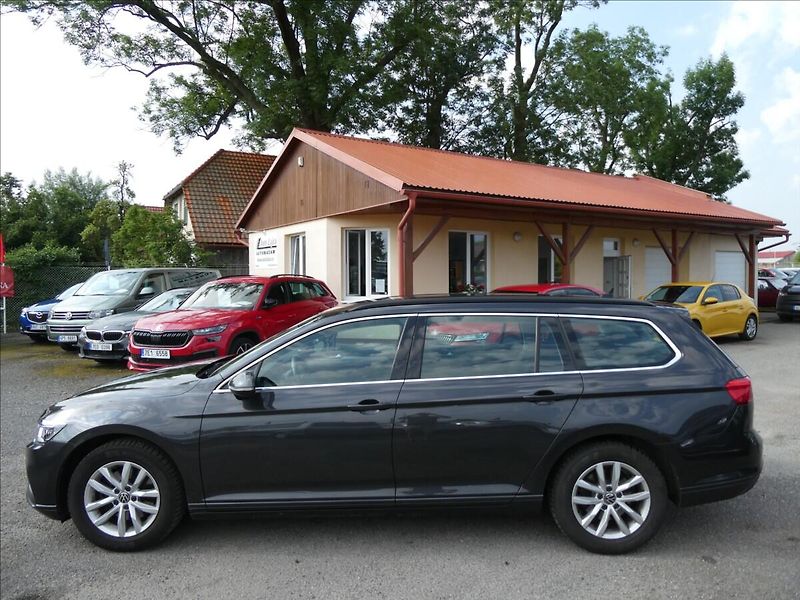 Volkswagen Passat 2,0 TDi DSG FULL LED BUSINESS - fotka 6 z 41