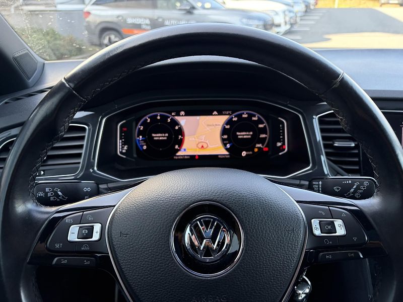 Volkswagen T-Roc 1.5TSi Style 110kW - fotka 20 z 22