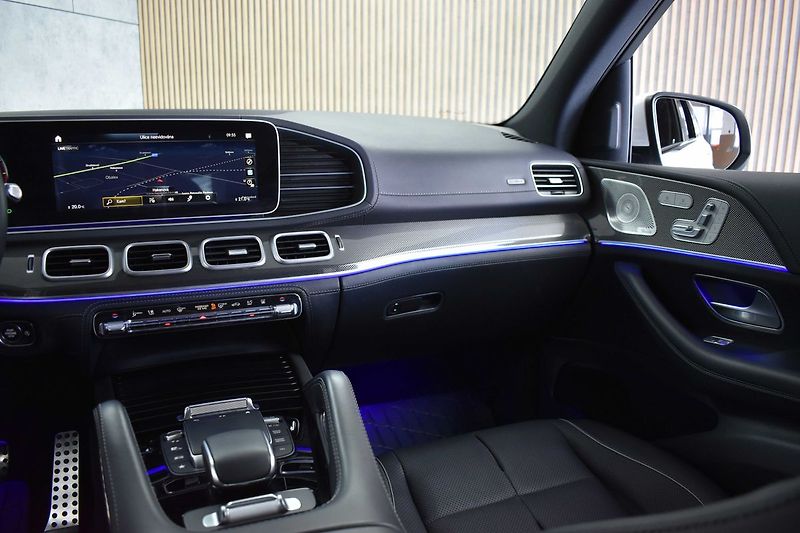 Mercedes-Benz GLS 400d AMG*TAŽNÉ*ZÁRUKA*DPH*ČR - fotka 9 z 52