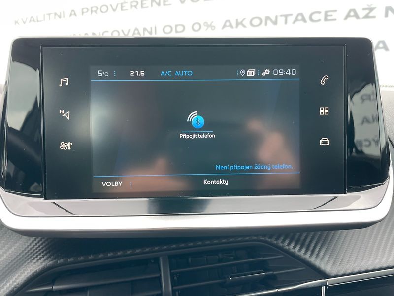 Peugeot 2008 (2021) 1.2PT 74kW! 1.maj! Navi! LED! - fotka 25 z 32