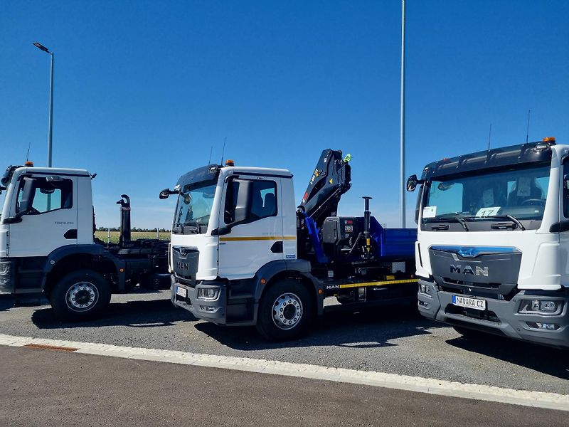 MAN TGM 18.290 + KONTEJNER S RUKOU  - fotka 4 z 16